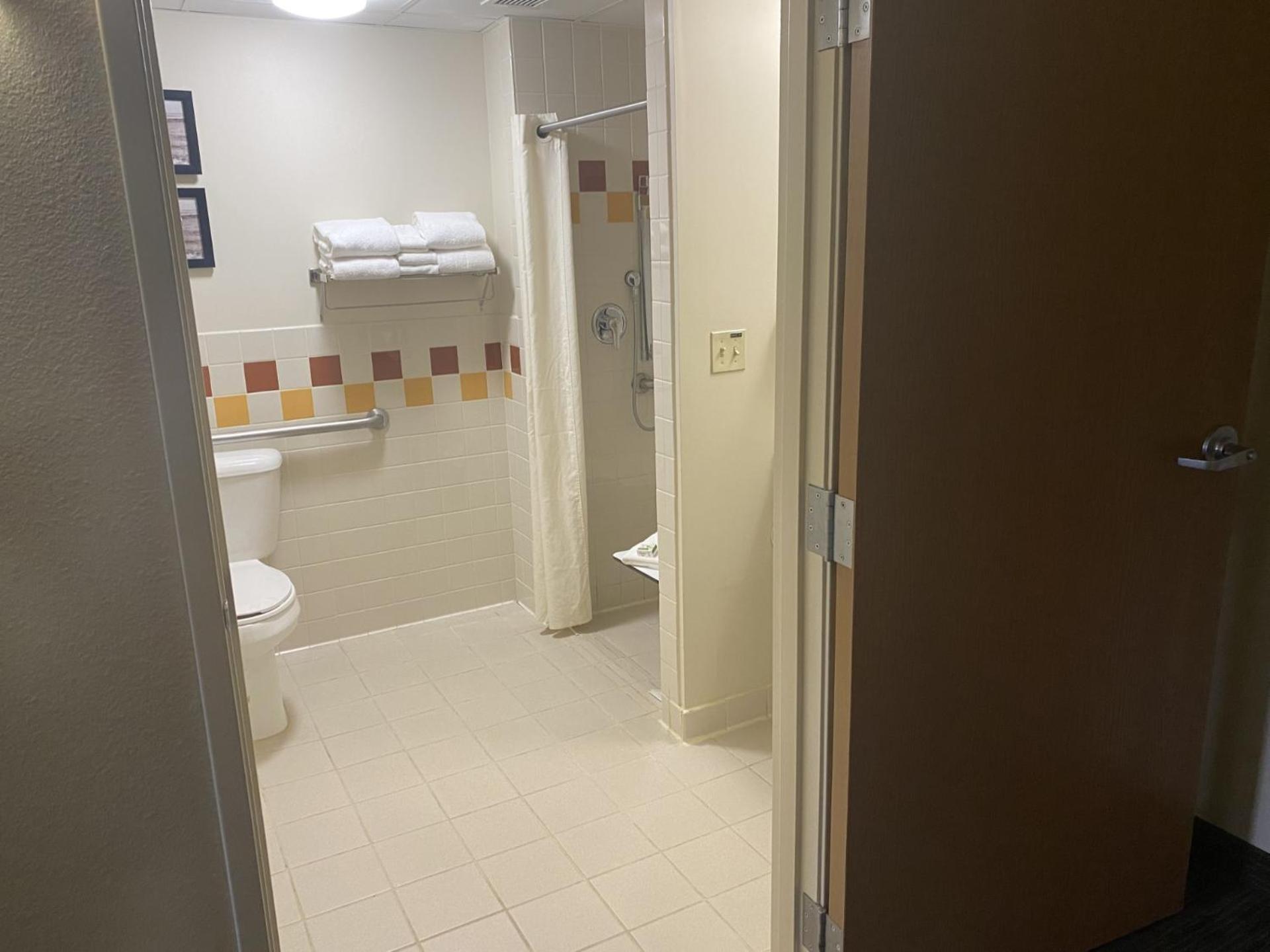 Americinn By Wyndham Greenville Kültér fotó